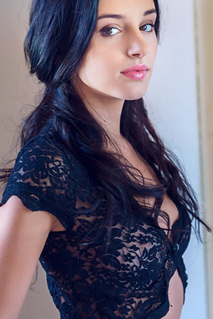 Brunette Beauty Sultana In Black Lingerie